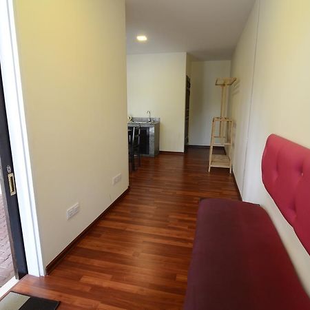 Vista Residence Янгон Экстерьер фото